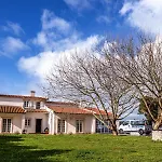 Freesurfcamp Albergue