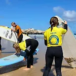Albergue Freesurfcamp
