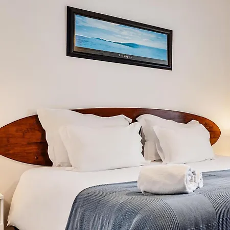 Freesurfcamp Hostel *