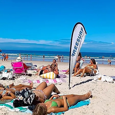 Freesurfcamp Albergue Baleal