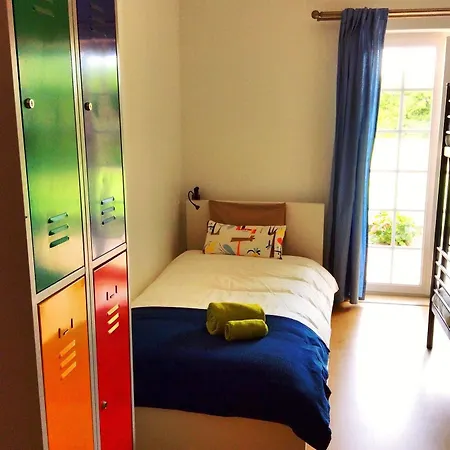 Vandrerhjem Freesurfcamp *