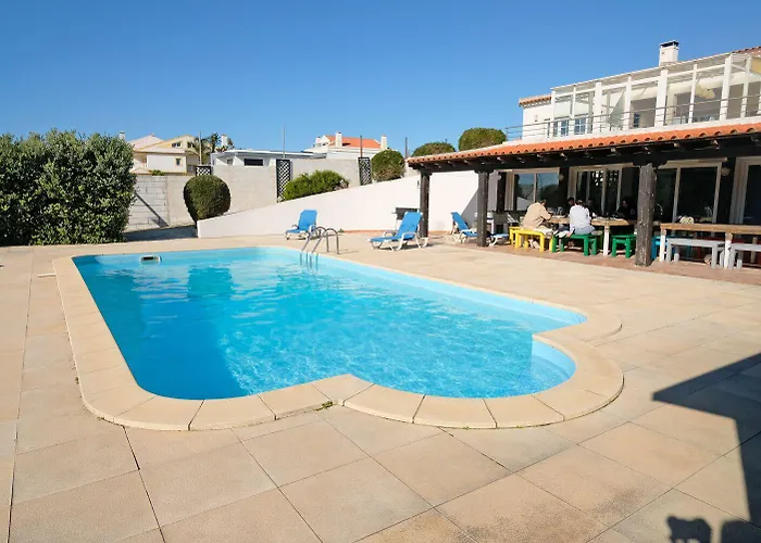Freesurfcamp Hostel Baleal