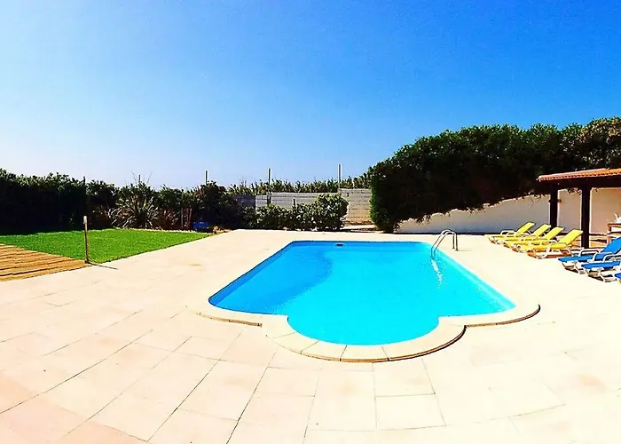 Freesurfcamp Hostel *